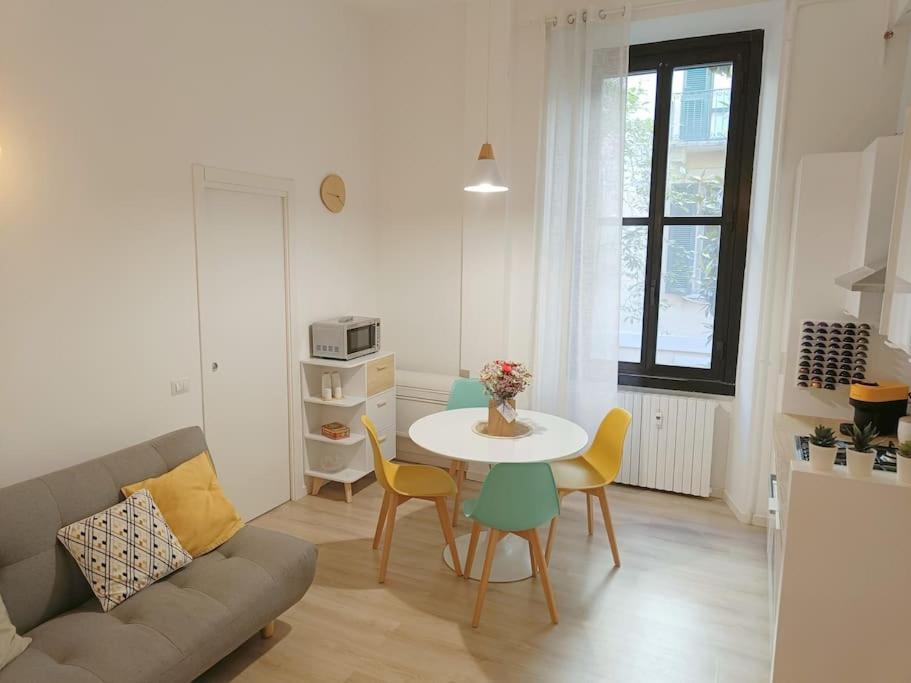 מילאנו Da Rosa E Pier - Charming Central Apartment מראה חיצוני תמונה
