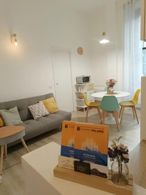 מילאנו Da Rosa E Pier - Charming Central Apartment מראה חיצוני תמונה